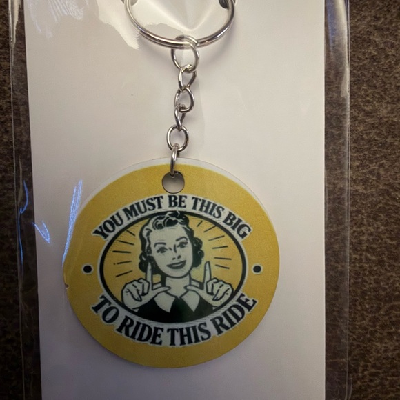 This Big Keychain - Picture 3 of 3